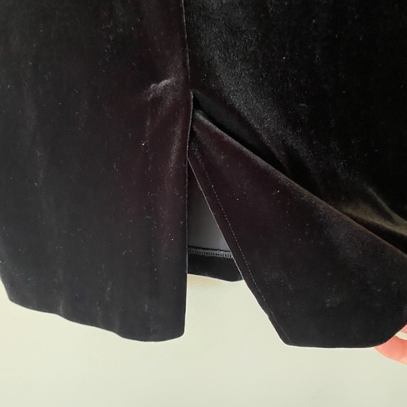 NWT EXPRESS Black Velvet Mock Neck Midi Dress Size XS - Picture 7 of 8